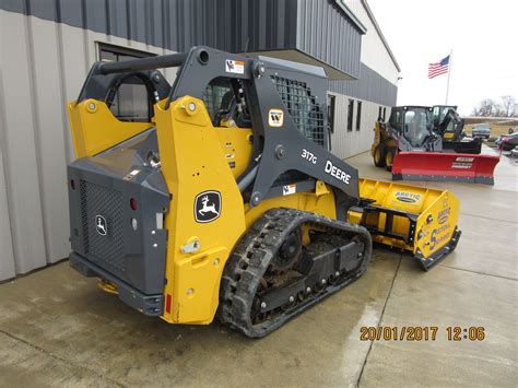 john deere 317 skid steer won't make smoke|317g John Deere skid steer will not shut off.